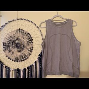 Lululemon workout tank!!!